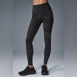 Alo Yoga black/charcoal women’s leggings